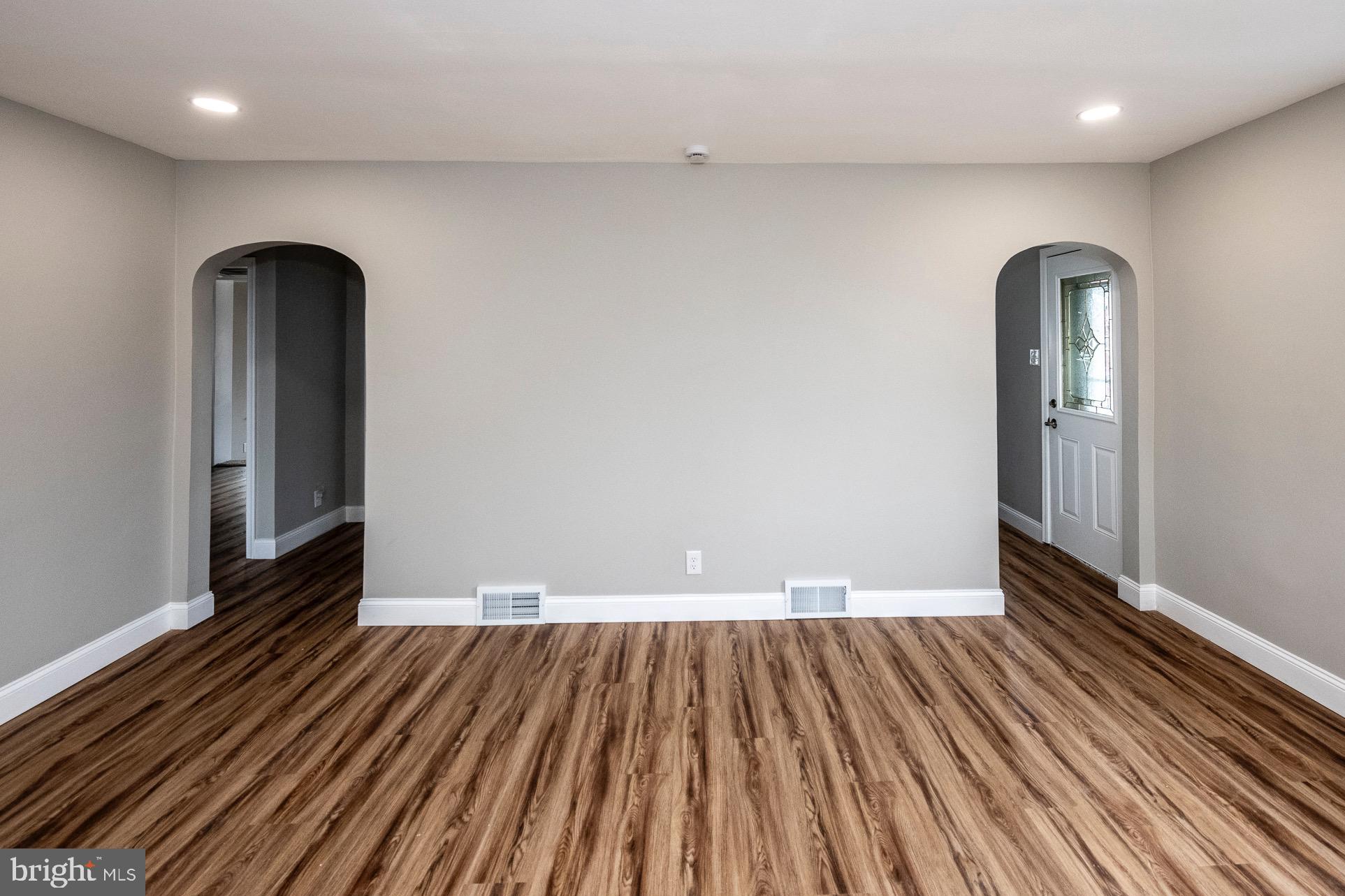 510 Bonsall Road Ridley Park, PA 19078 - Photo 15 of 53 Living room