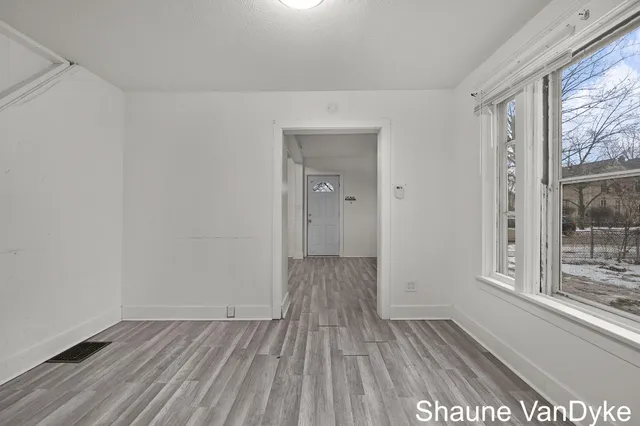 $315,000 | 1537 Broadway Avenue Northwest, Grand Rapids, MI 49504