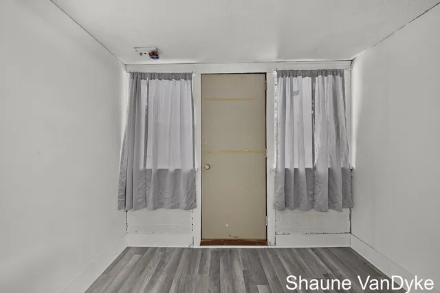 $315,000 | 1537 Broadway Avenue Northwest, Grand Rapids, MI 49504