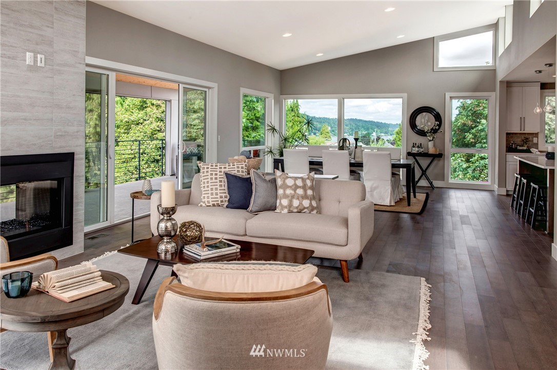 1002 North 30th Street Renton, WA 98056 - Photo 14 of 25 a living room with furniture and wooden floor