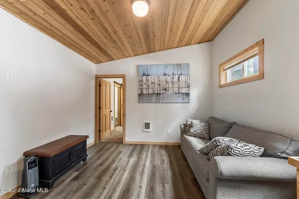 $449,999 | 118 Timber Lane, Nordman, ID 83848