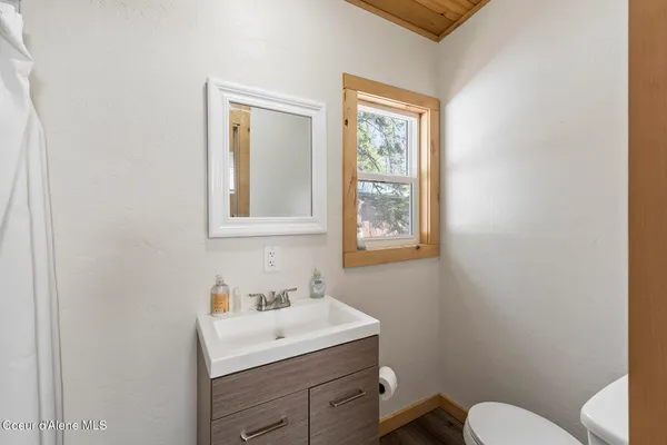 $449,999 | 118 Timber Lane, Nordman, ID 83848