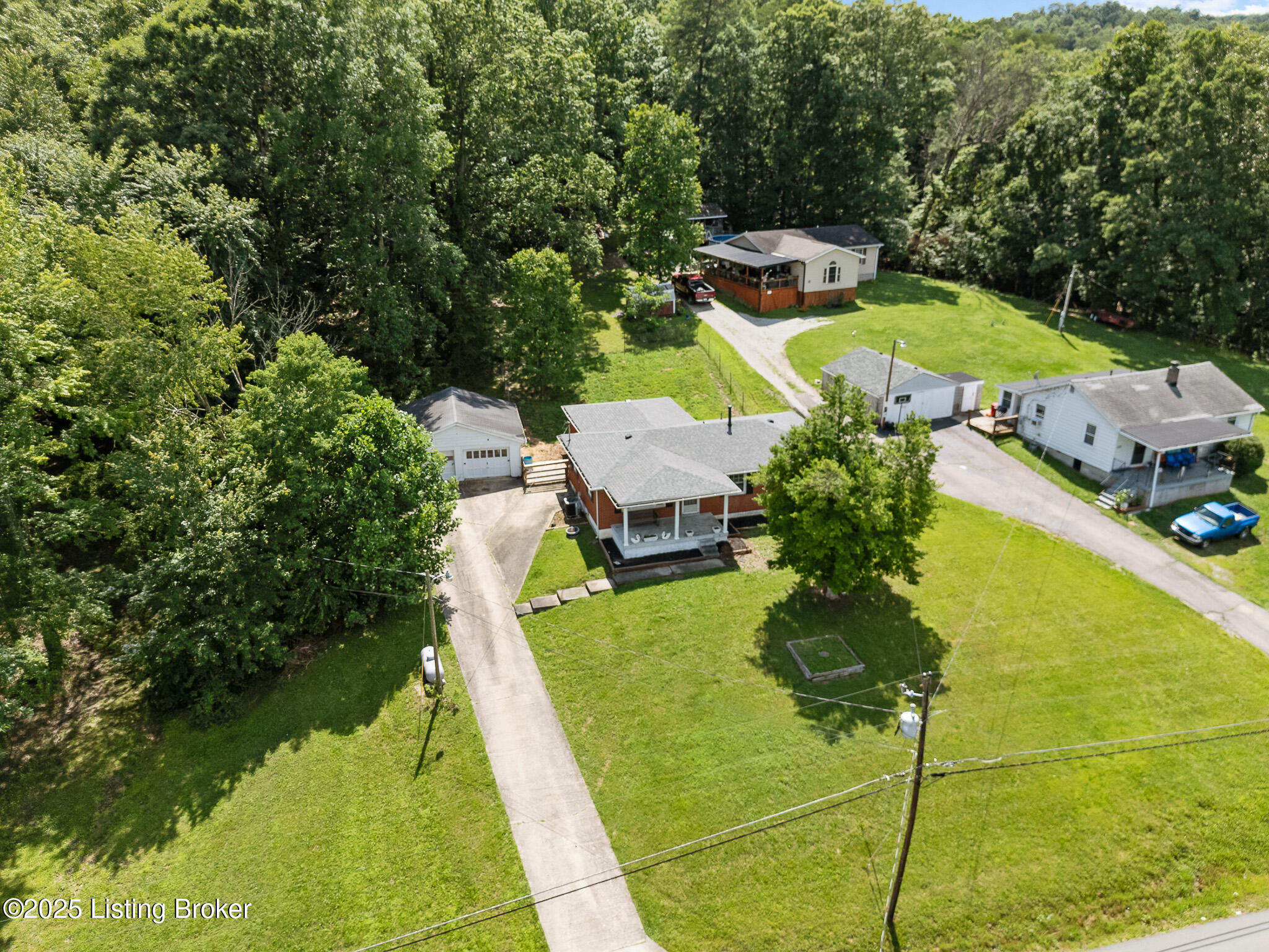 205 Pryor Valley Road Shepherdsville, KY 40165 - Photo 21 of 23 205 Pryor Valley Rd-2