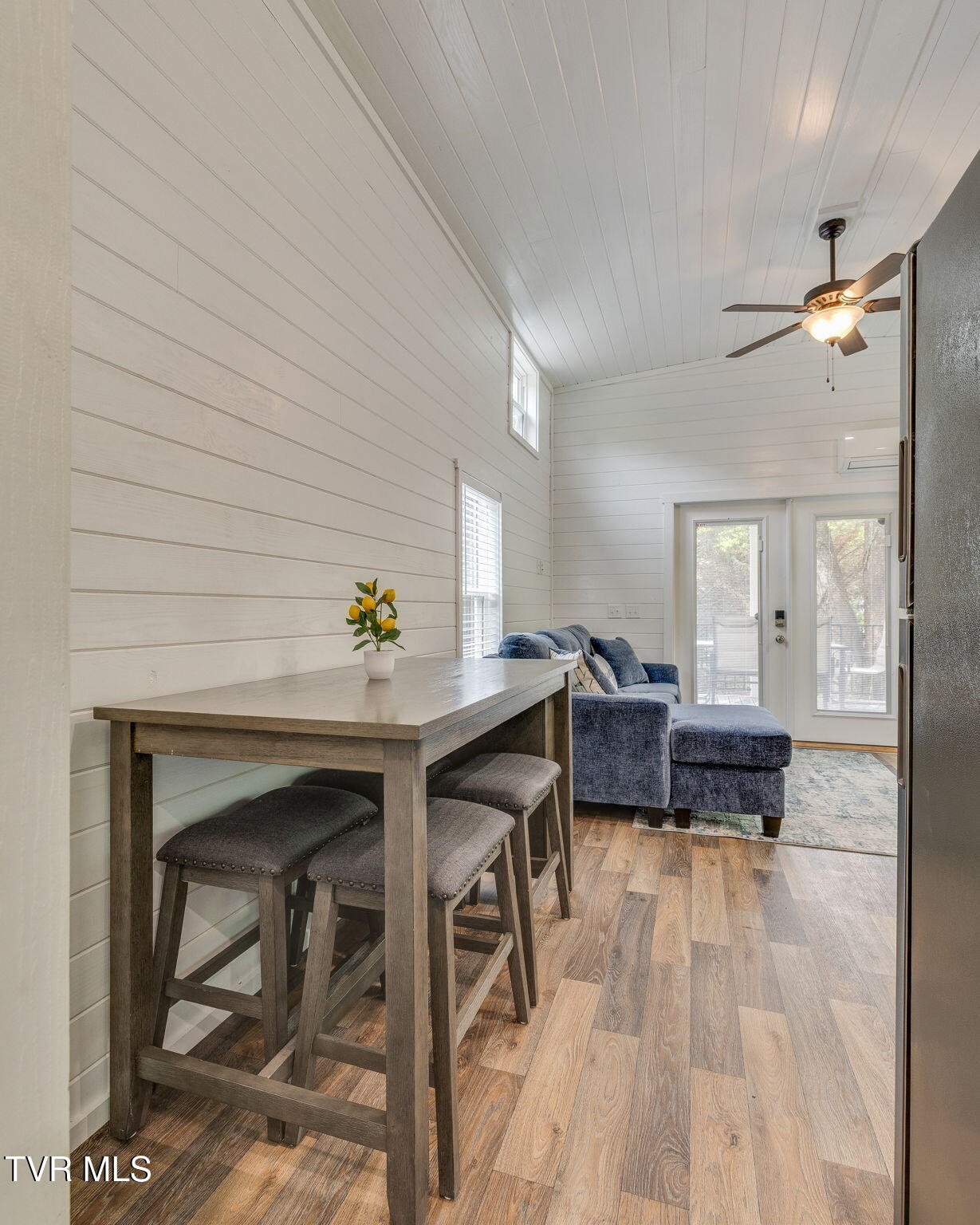 1226 Doe Creek Road, Unit 13 Butler, TN 37640 - Photo 22 of 40 014