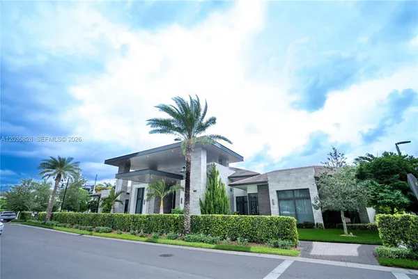 $468,997 | 4740 Northwest 84th Court, Unit 32, Doral, FL 33166
