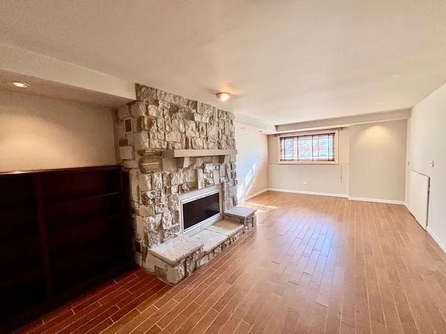 $400,000 | 758 Maple Avenue, Lisle, IL 60532