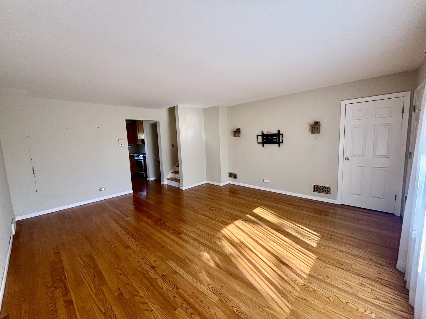 758 Maple Avenue Lisle, IL 60532 - Photo 4 of 31 a view of empty room with wooden floor