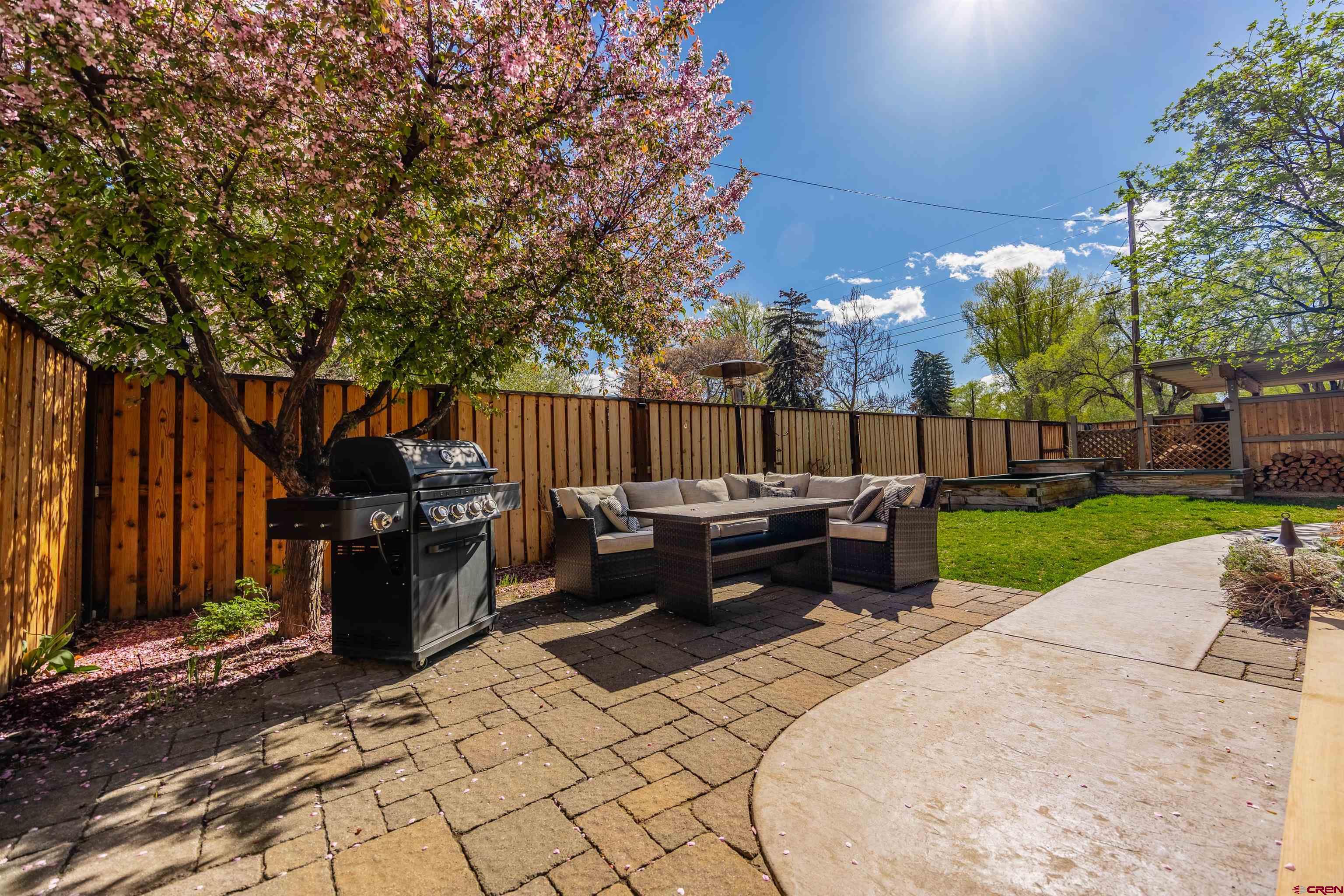 1146 South 2nd Street Montrose, CO 81401 - Photo 32 of 41 a view of a bench in the patio