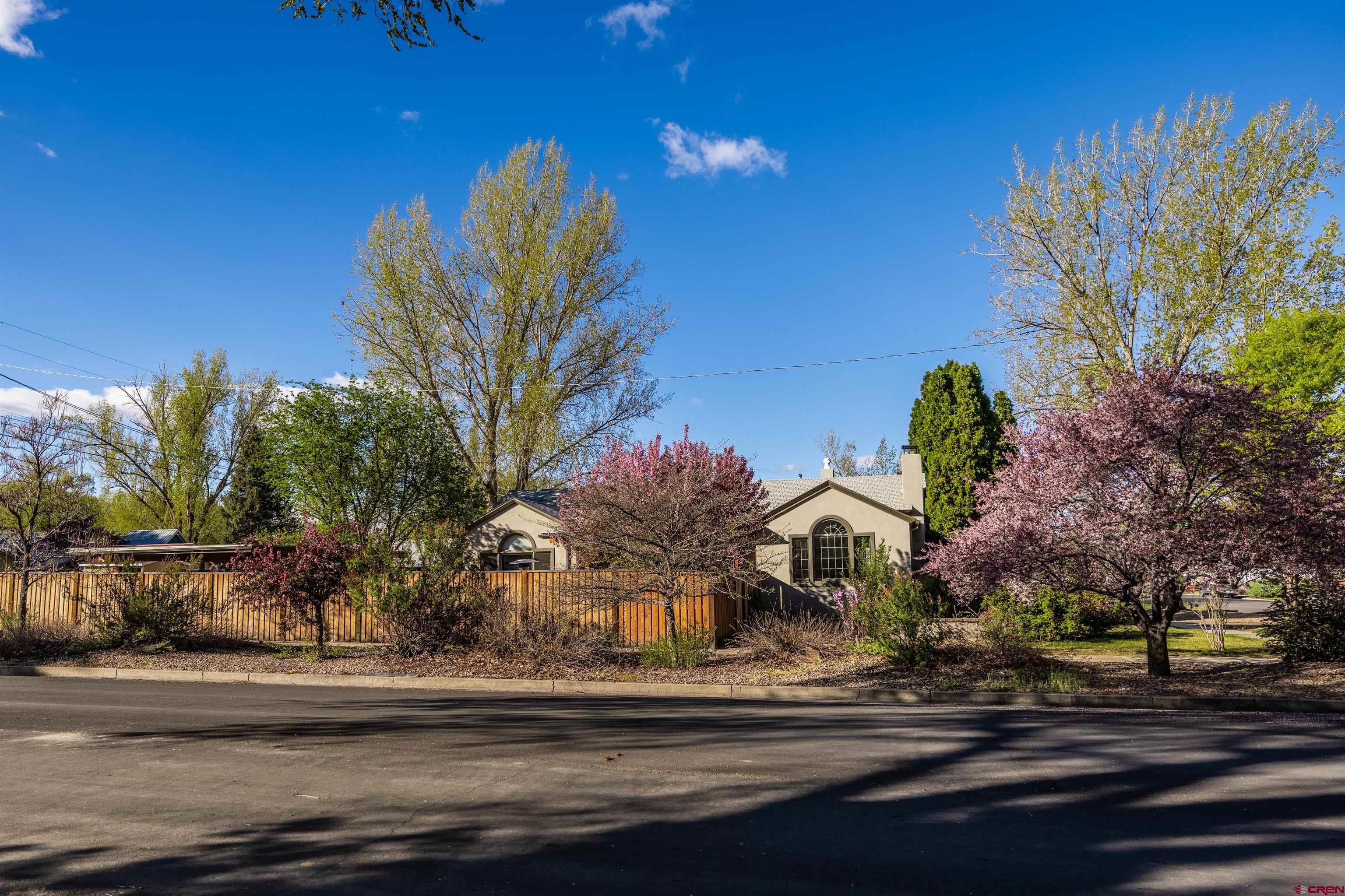 1146 South 2nd Street Montrose, CO 81401 - Photo 6 of 41 a view of a house with a street