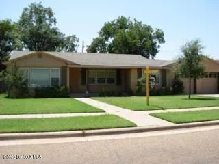 a view of outdoor space yard and front view of a house