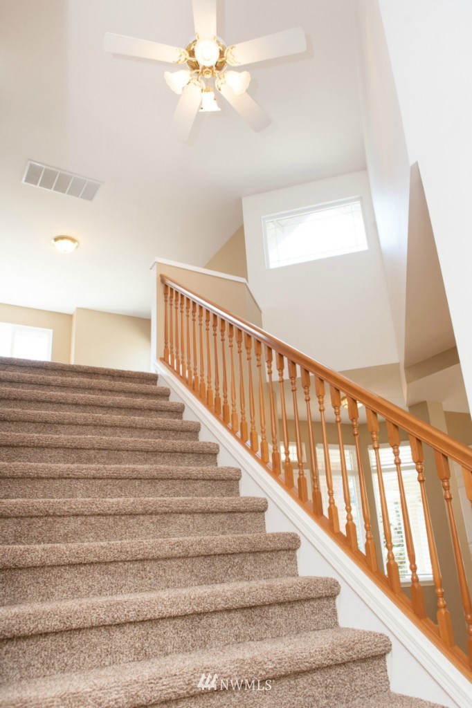 18340 160th Place Southeast Renton, WA 98058 - Photo 12 of 23 Gallery Image 12