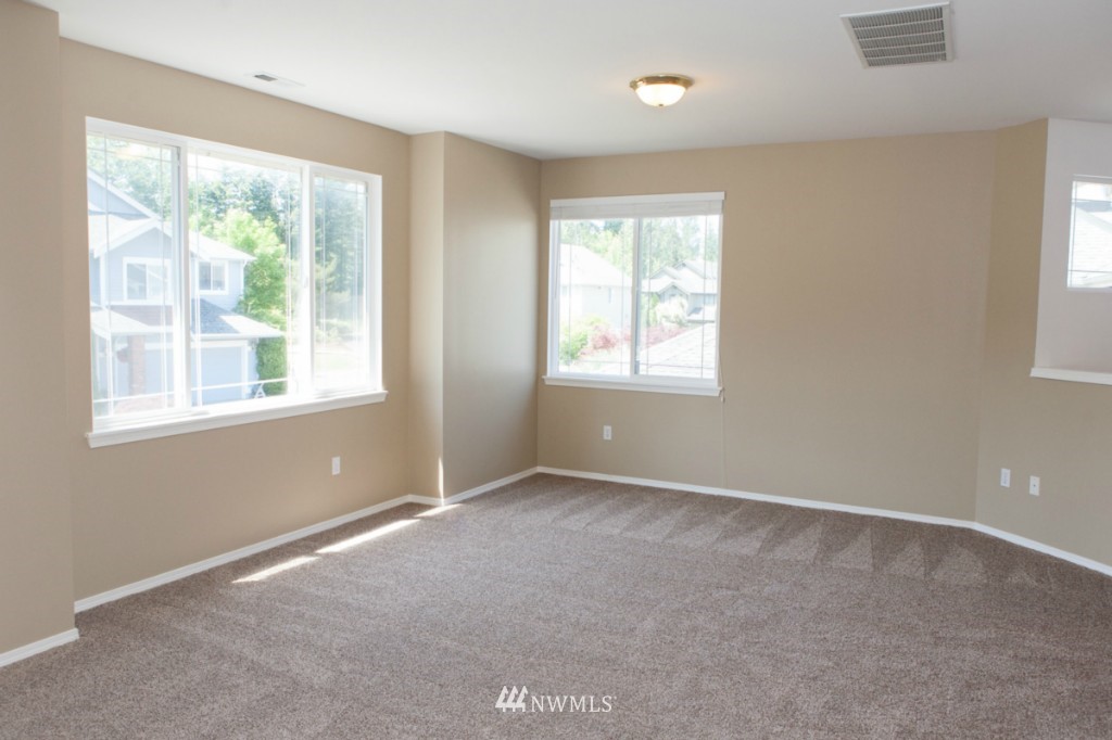 18340 160th Place Southeast Renton, WA 98058 - Photo 13 of 23 Gallery Image 13
