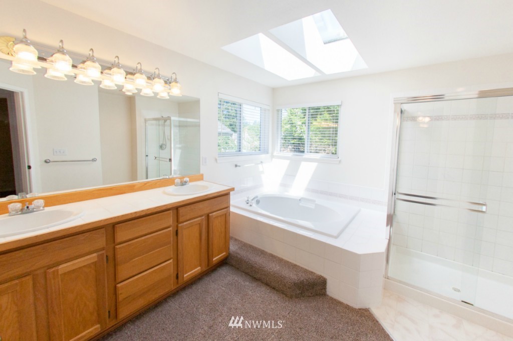 18340 160th Place Southeast Renton, WA 98058 - Photo 16 of 23 Gallery Image 16
