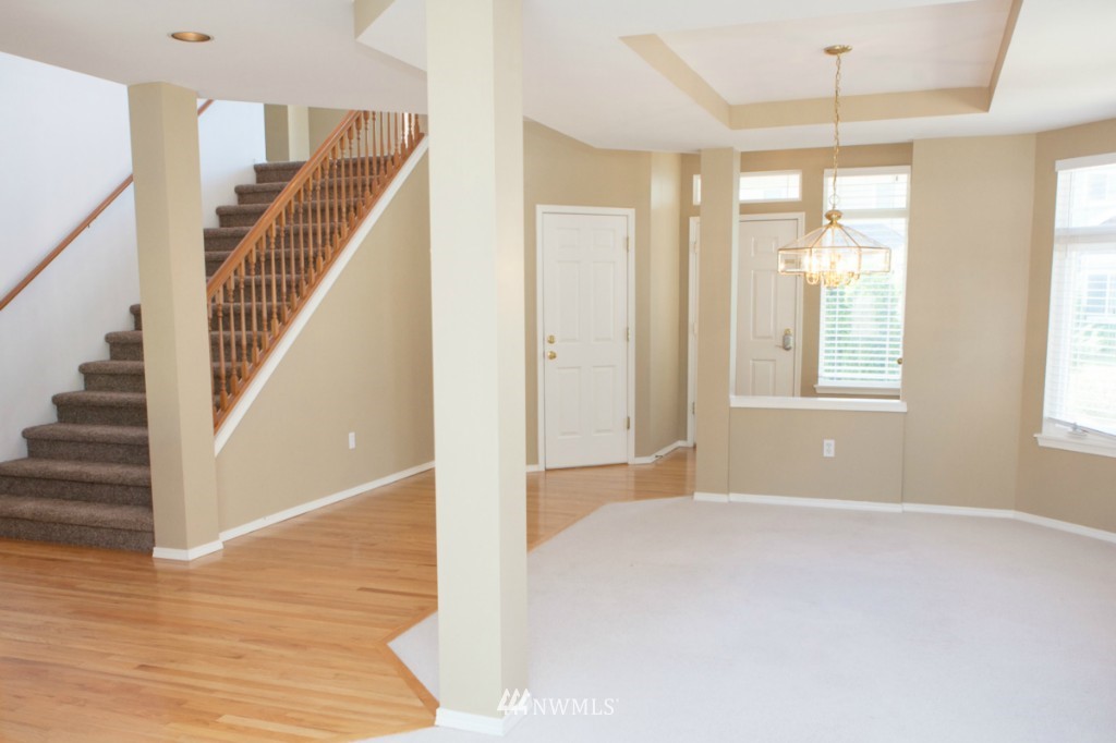 18340 160th Place Southeast Renton, WA 98058 - Photo 8 of 23 Gallery Image 8