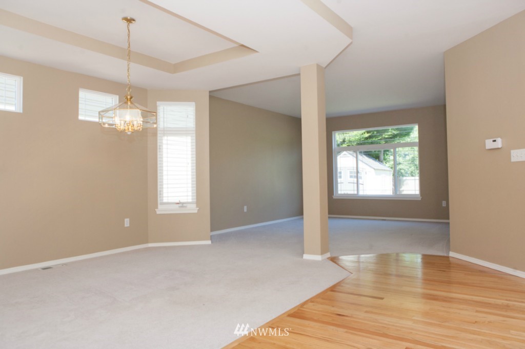 18340 160th Place Southeast Renton, WA 98058 - Photo 9 of 23 Gallery Image 9