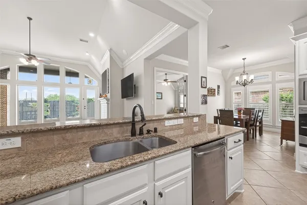 $789,000 | 2203 Draycutt Drive, Katy, TX 77494