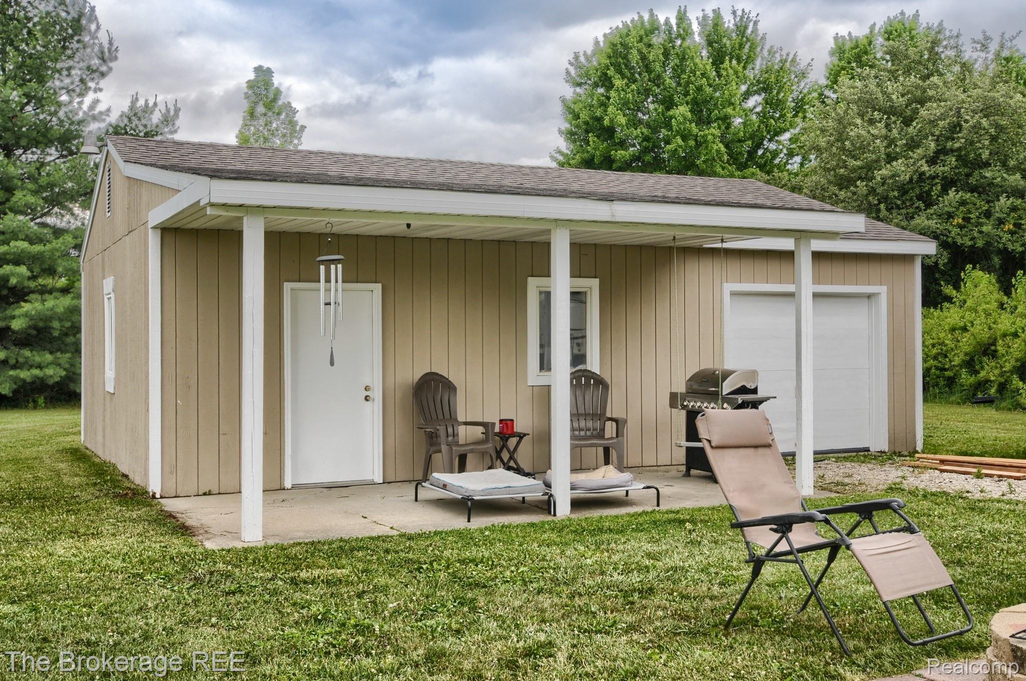 5241 North State Road Davison, MI 48423 - Photo 2 of 44 SD3_8505-HDR(5).jpg