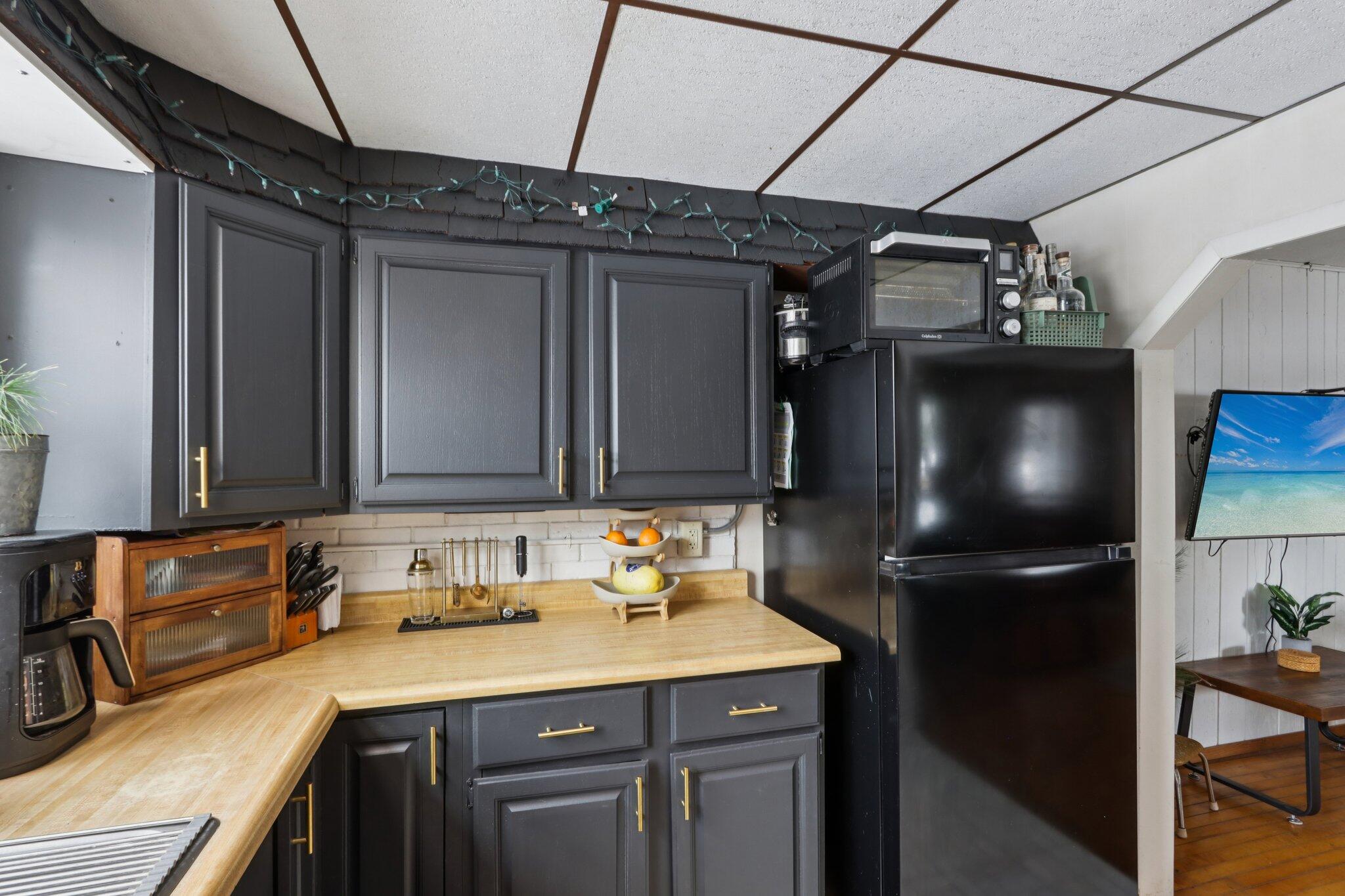 W5608 French Road Milford, WI 53038 - Photo 16 of 57 16-web-or-mls-W5608 French Rd-S1302-016