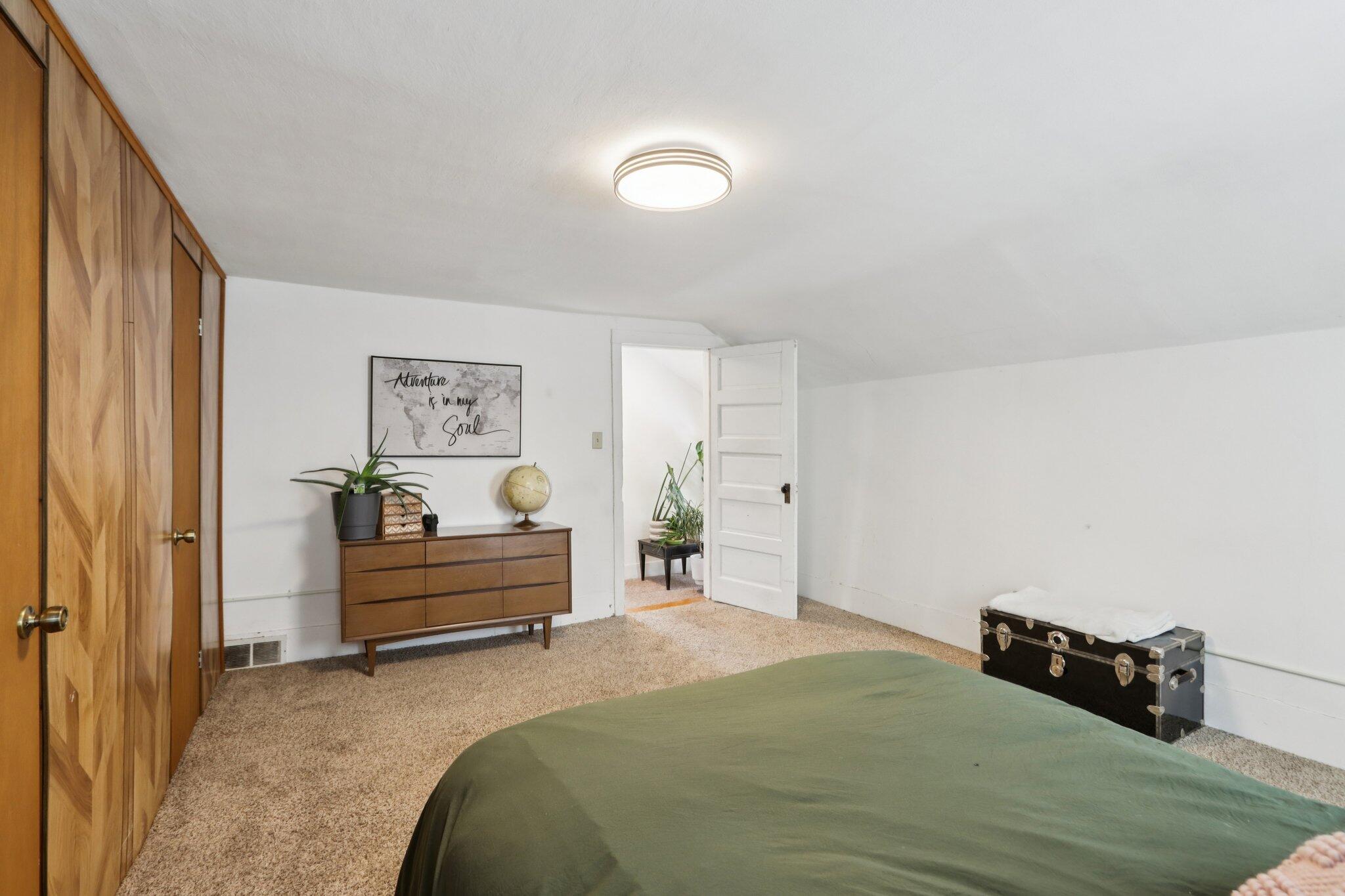 W5608 French Road Milford, WI 53038 - Photo 19 of 57 19-web-or-mls-W5608 French Rd-S1302-019