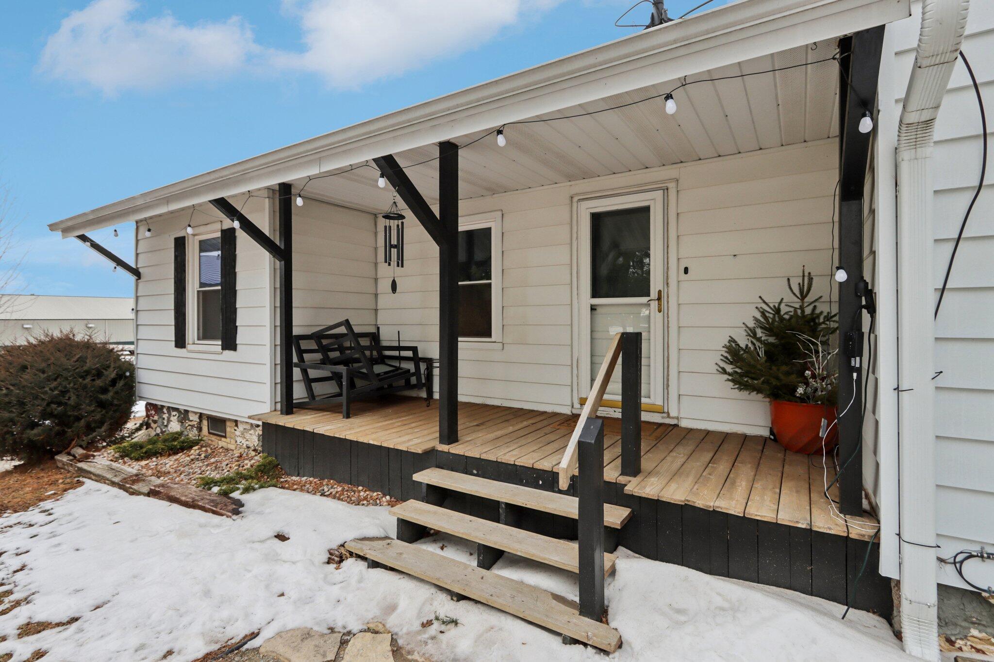 W5608 French Road Milford, WI 53038 - Photo 4 of 57 4-web-or-mls-W5608 French Rd-S1302-004