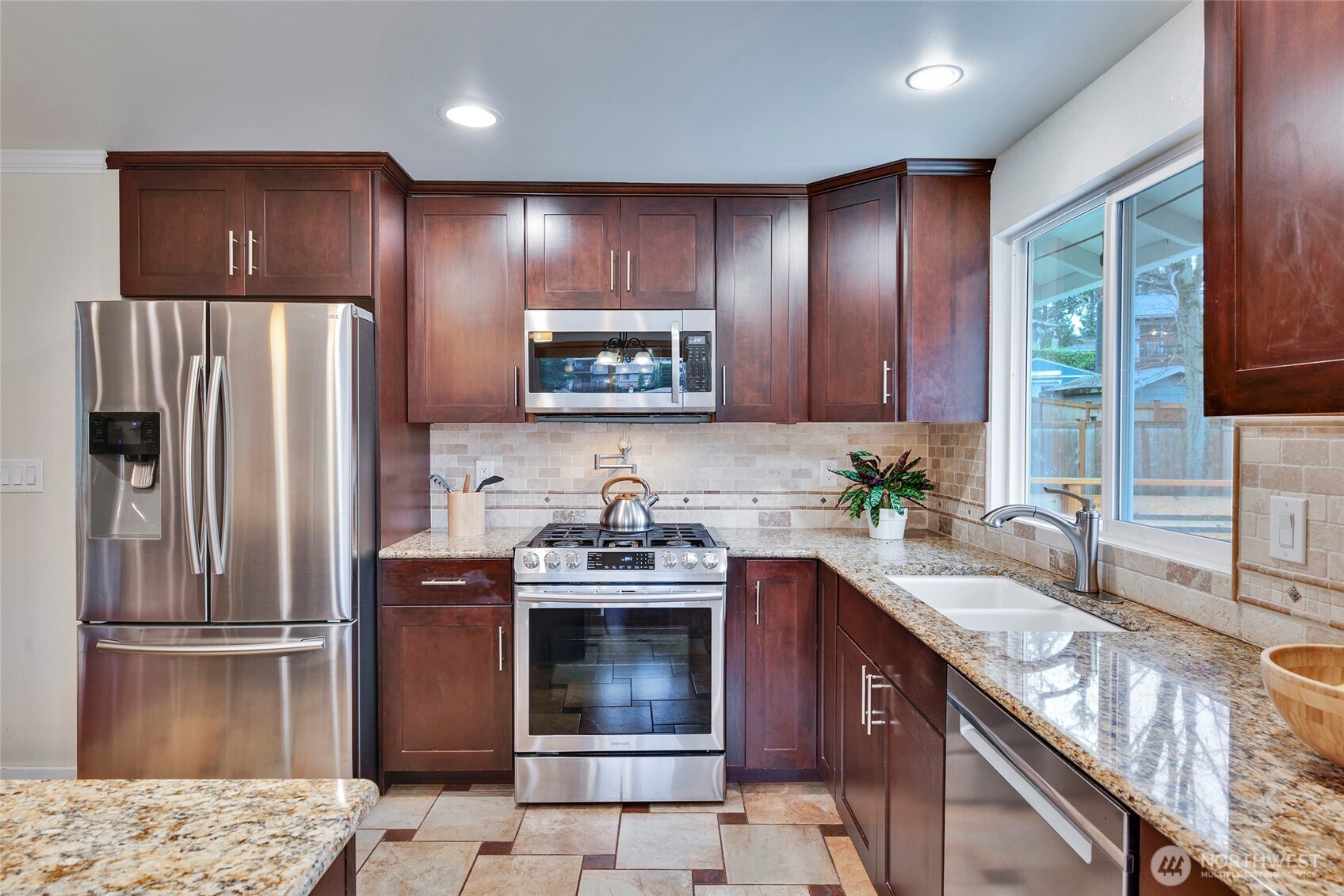 21901 3rd Place West Bothell, WA 98021 - Photo 7 of 30