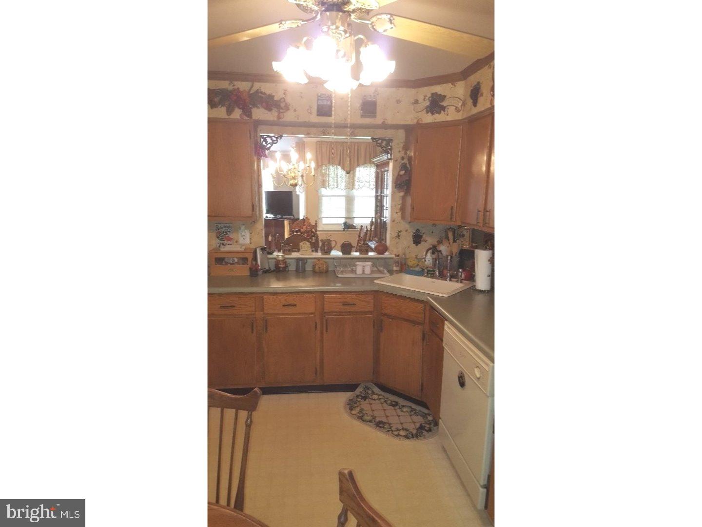 30 Geraldine Road Hightstown, NJ 08520 - Photo 6 of 24 Kitchen