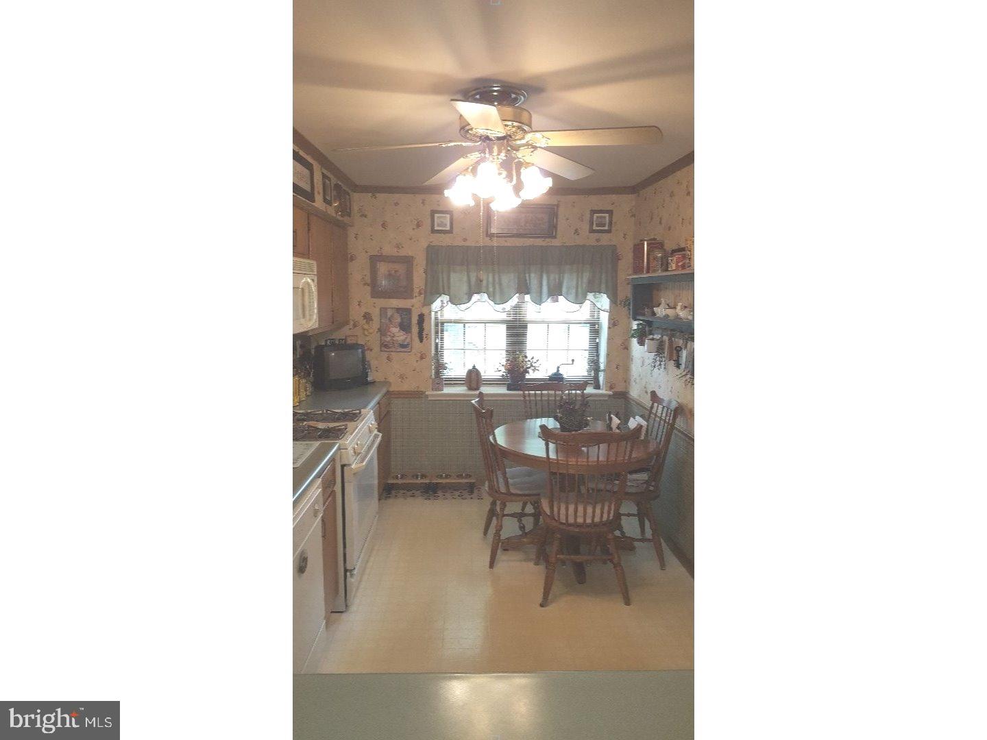 30 Geraldine Road Hightstown, NJ 08520 - Photo 7 of 24 Kitchen