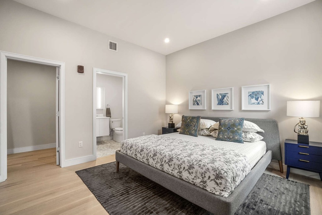 355 Congress Street, Unit 503 Boston, MA 02210 - Photo 11 of 14