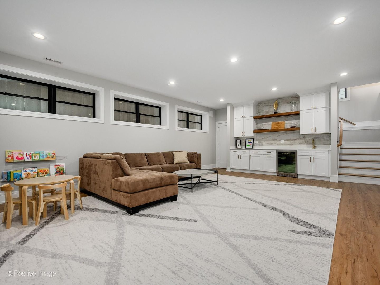 2153 West Fletcher Street Chicago, IL 60618 - Photo 32 of 41