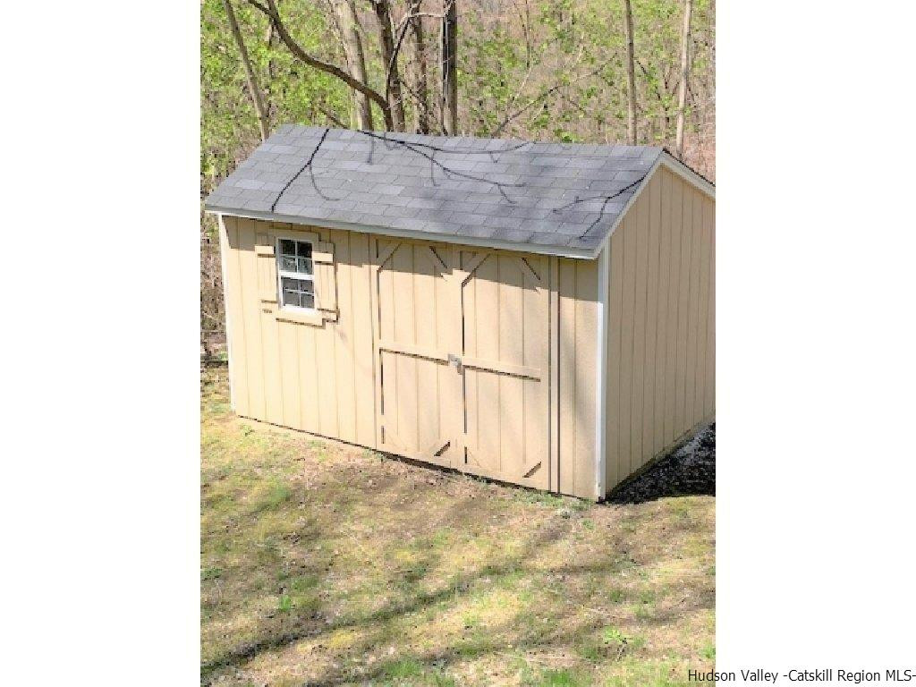 4 Colleen Lane Wallkill, NY 12589 - Photo 15 of 16 a view of outdoor space and backyard