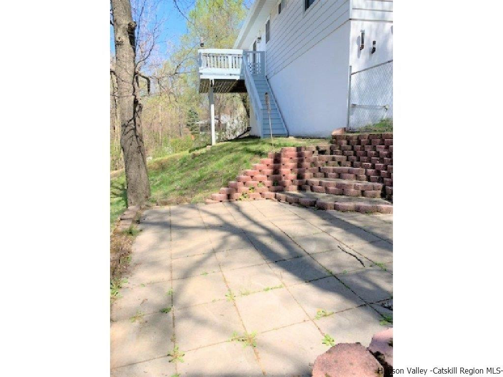 4 Colleen Lane Wallkill, NY 12589 - Photo 16 of 16 a backyard of a house