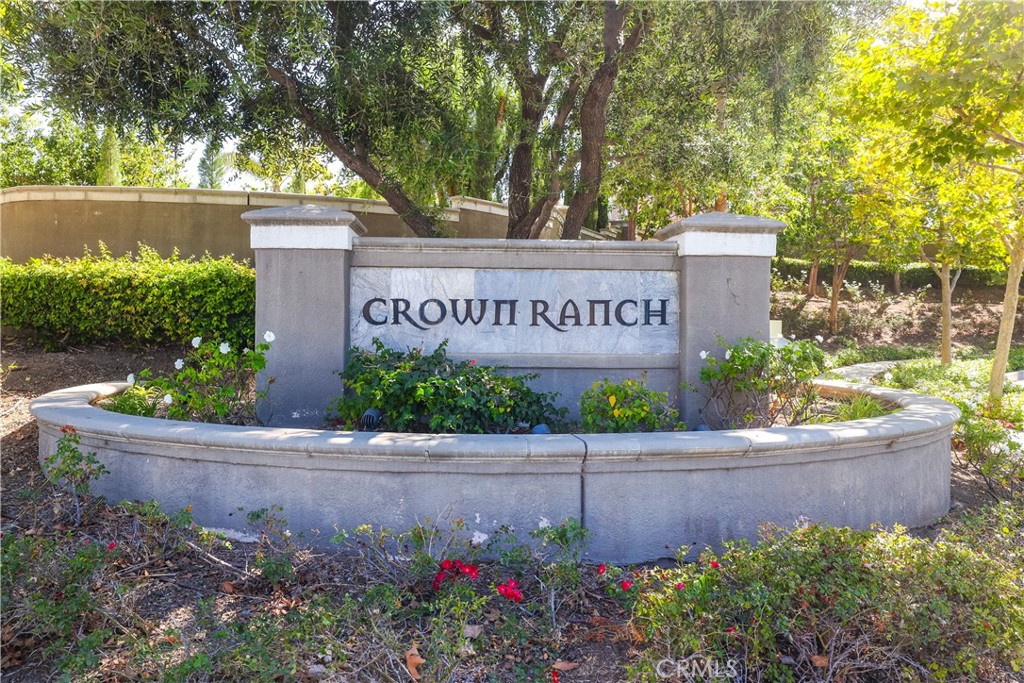 1055 Lowry Ranch Road Corona, CA 92881 - Photo 6 of 75