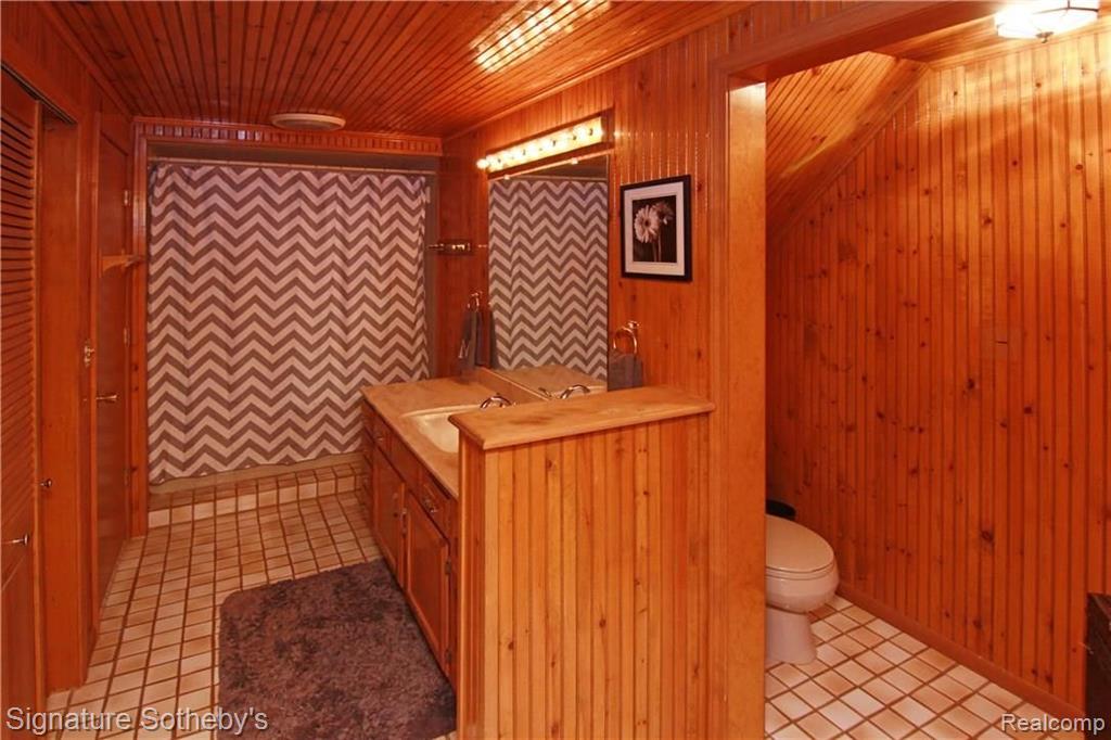 409 1st Street Rochester, MI 48307 - Photo 21 of 27
