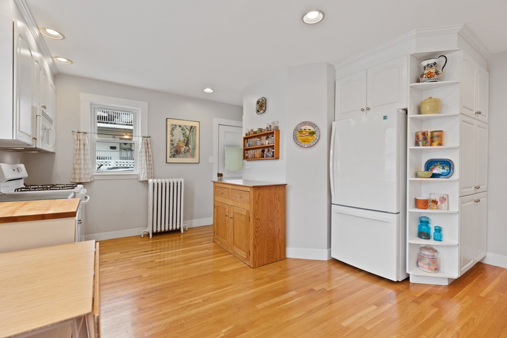 23 Clyde Road, Unit 23 Watertown, MA 02472 - Photo 17 of 30 Gallery Image 17