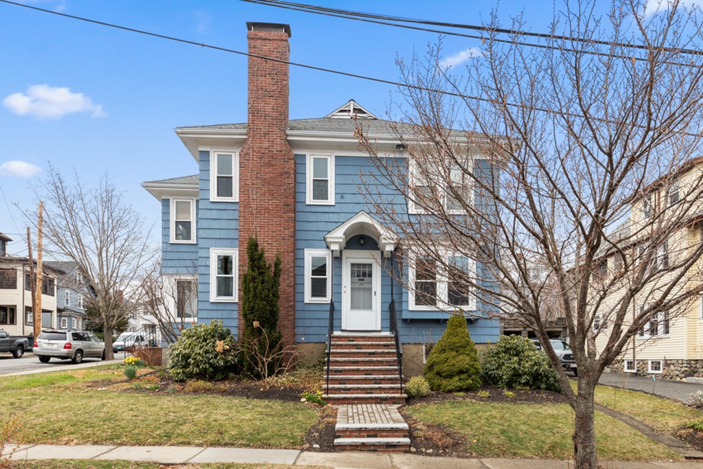 23 Clyde Road, Unit 23 Watertown, MA 02472 - Photo 3 of 30 Gallery Image 3