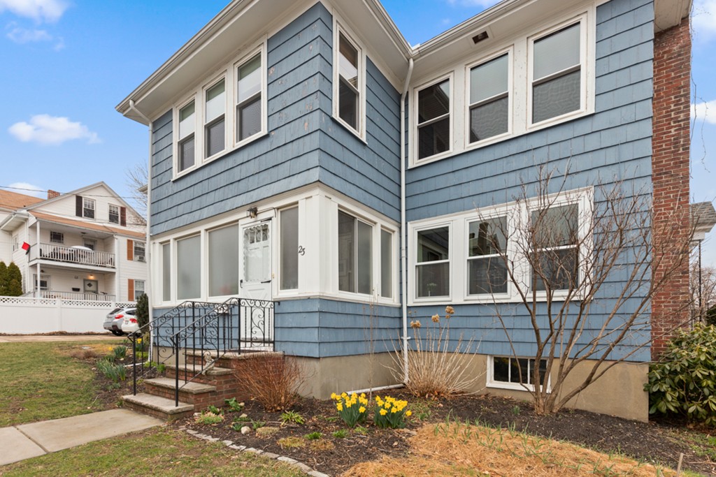 23 Clyde Road, Unit 23 Watertown, MA 02472 - Photo 5 of 30 Gallery Image 5