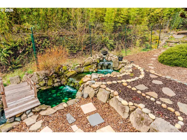 $530,000 | 16442 Southeast High Meadow Loop, Portland, OR 97236