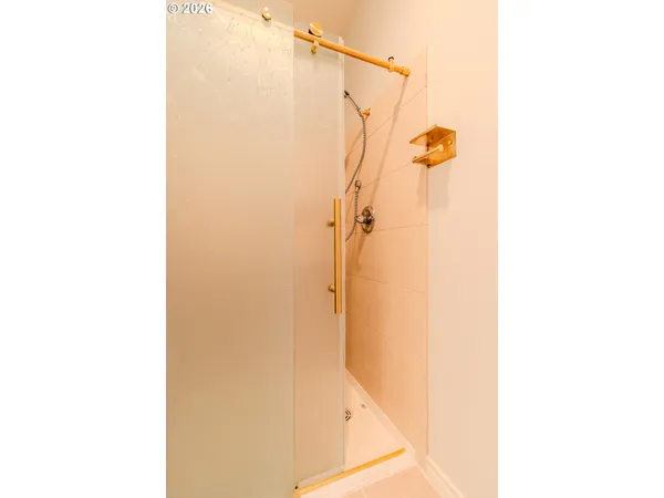 $530,000 | 16442 Southeast High Meadow Loop, Portland, OR 97236