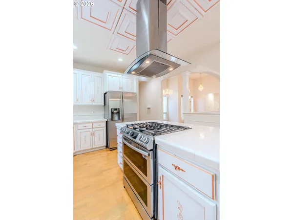 $530,000 | 16442 Southeast High Meadow Loop, Portland, OR 97236