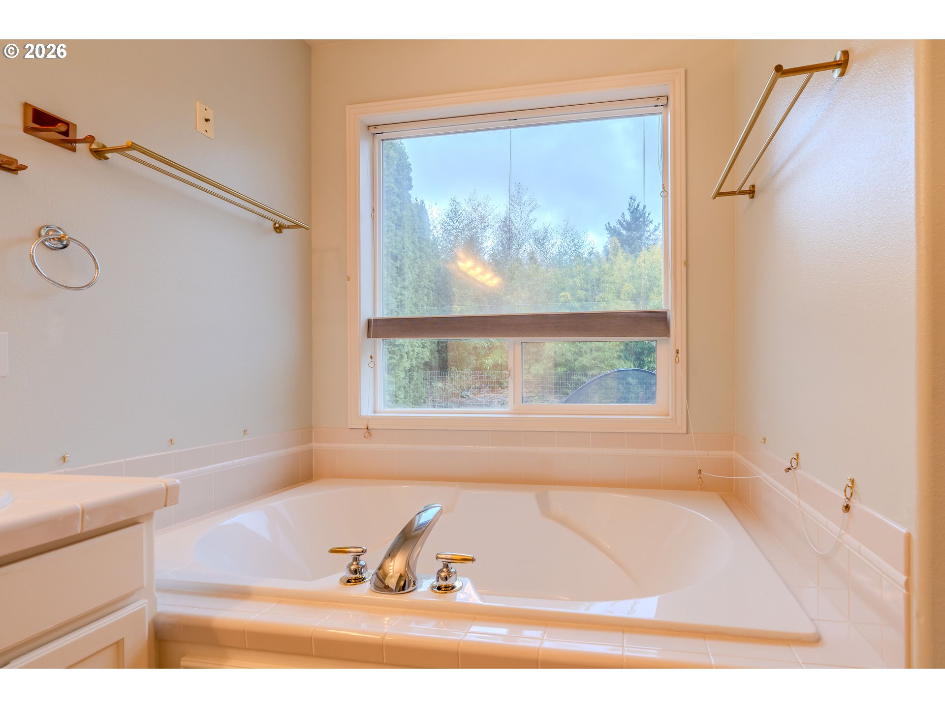 16442 Southeast High Meadow Loop Portland, OR 97236 - Photo 3 of 48