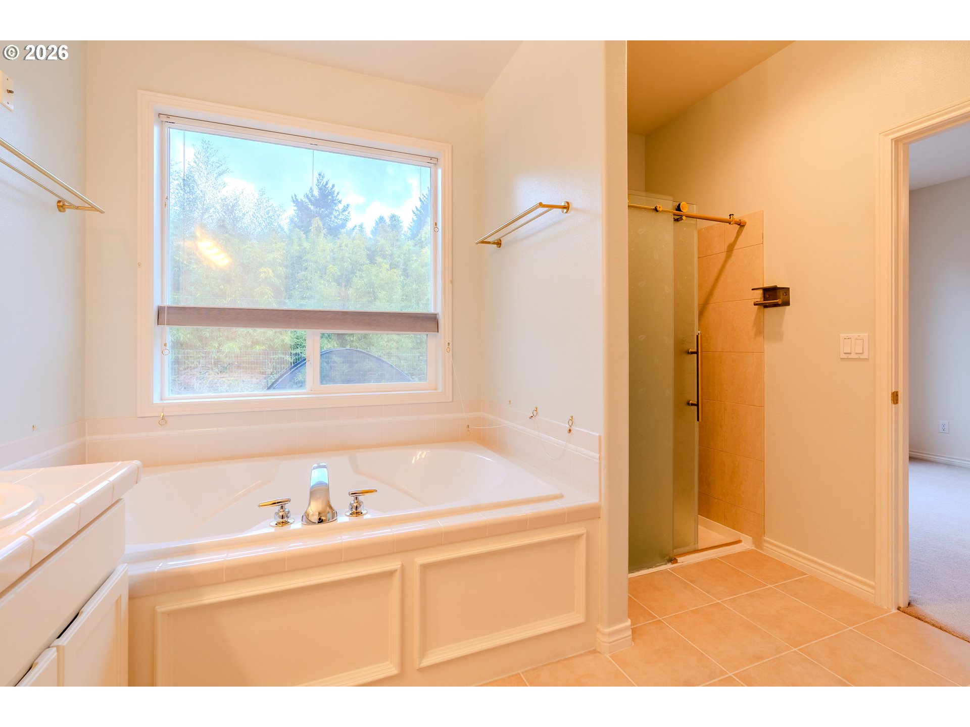 16442 Southeast High Meadow Loop Portland, OR 97236 - Photo 4 of 48