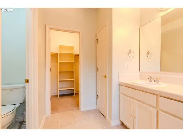 $530,000 | 16442 Southeast High Meadow Loop, Portland, OR 97236