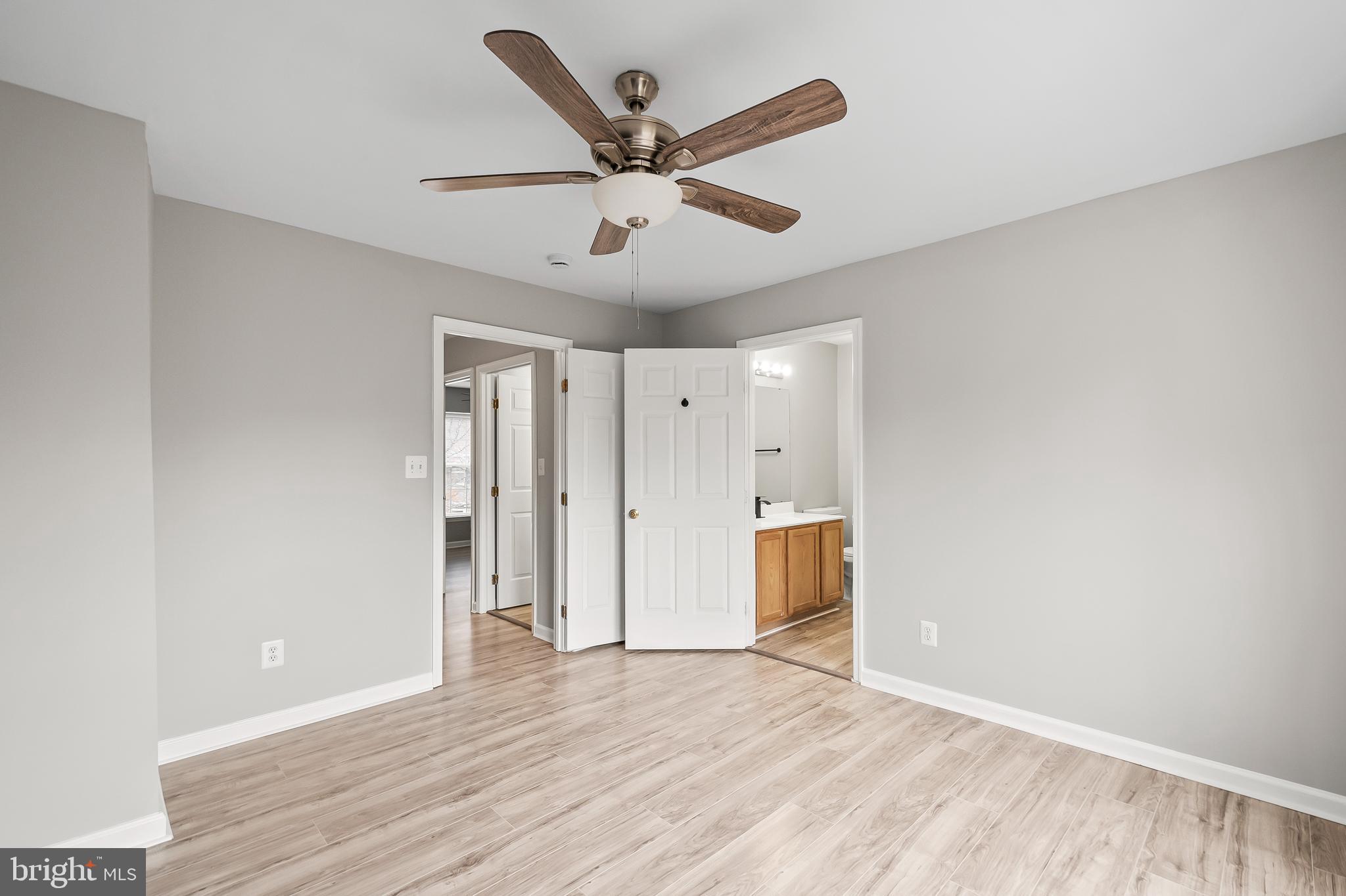 10305 Butternut Circle Manassas, VA 20110 - Photo 12 of 30 wooden floor in an empty room