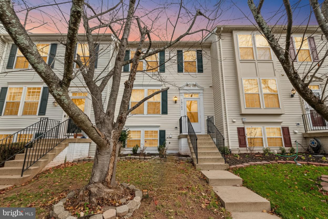 10305 Butternut Circle Manassas, VA 20110 - Photo 28 of 30 a front view of a house with a yard