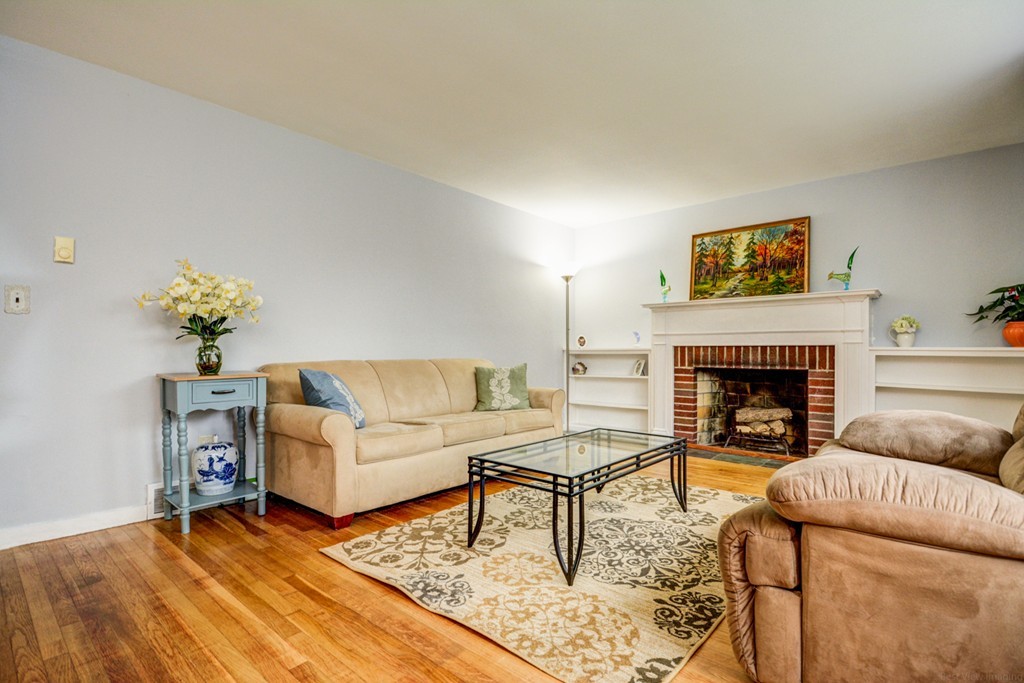 3 Oldham Road Westborough, MA 01581 - Photo 9 of 28 Gallery Image 9