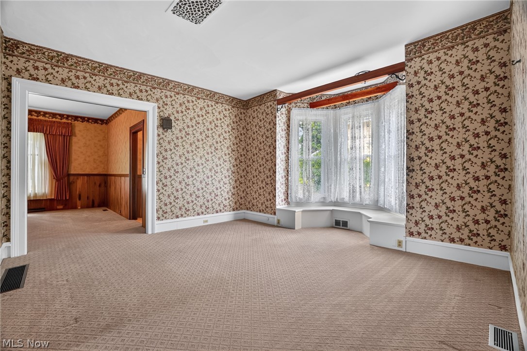 13721 Spring Street Burton, OH 44021 - Photo 15 of 47