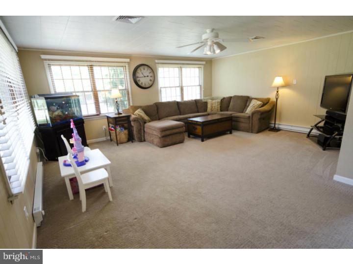 307 Cowpath Road Lansdale, PA 19446 - Photo 12 of 25 Family Room