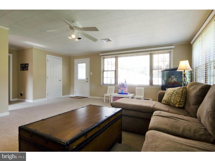 307 Cowpath Road Lansdale, PA 19446 - Photo 13 of 25 Family Room