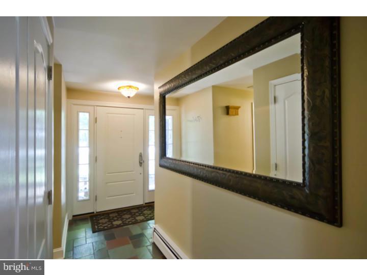 307 Cowpath Road Lansdale, PA 19446 - Photo 3 of 25 Foyer