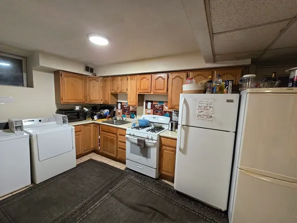 $1,250 | 6 Derne Street, Unit 6, Boston, MA 02114